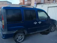 Usata Fiat Doblò 101 CV (74 kW) 2003 Blu Monovolume
