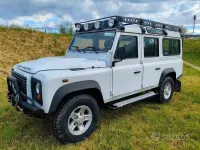 Gebraucht Land Rover Defender 122 PS (89 kW) 2012 Weiß Kombi