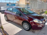 Usata Fiat Punto Lounge 75 CV (55 kW) 2014 Bordeaux Utilitaria