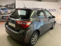 Usata Toyota Yaris Active 111 CV (81 kW) 2019 Grigio Utilitaria