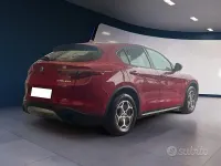 Usata Alfa Romeo Stelvio 190 CV (139 kW) 2022 Rosso SUV