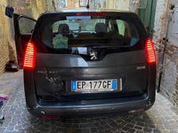 Usata Peugeot 5008 2013 Grigio Monovolume