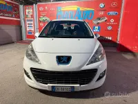 Usata Peugeot 207 Active 95 CV (69 kW) 2011 Bianco Utilitaria