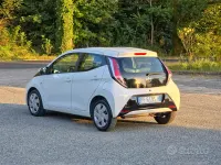 Usata Toyota Aygo X-wave 69 CV (50 kW) 2016 Bianco Utilitaria