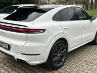 Usata Porsche Cayenne 354 CV (260 kW) 2023 Bianco SUV