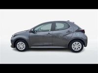 Usata Toyota Yaris Active 2022 Grigio scuro Berlina