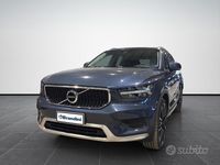 Usata Volvo XC40 Momentum 163 CV (119 kW) 2021 Blu SUV