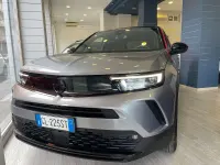 Usata Opel Mokka GS Line 101 CV (74 kW) 2022 Grigio SUV