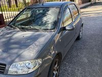 Usata Fiat Punto 69 CV (50 kW) 2005 Berlina