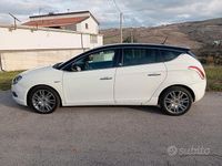 Begagnad Lancia Delta 120 HK (88 kW) 2014 Halvkombi