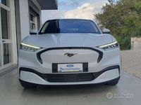 Usata Ford Mustang Mach-E Extended Range 216 kW (294 CV) 2024 Star white SUV