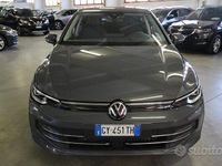 Usata VW Golf VIII Style 150 CV (110 kW) 2025 Grigio scuro Berlina