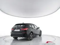 Usata BMW 120 Advantage 190 CV (139 kW) 2022 Nero Utilitaria