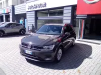 Używany VW Tiguan 131 KM (96 kW) 2019 Niebieski SUV