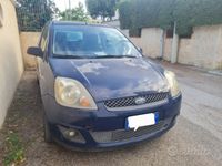 Second-hand Ford Fiesta 69 CP (50 kW) 2008 Albastru Hatchback