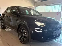 Usata Fiat 600 136 CV (100 kW) 2025 Nero SUV
