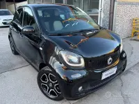 Usata Smart ForFour Passion 71 CV (52 kW) 2015 Nero Utilitaria