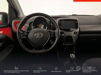Usata Toyota Aygo X-play 72 CV (52 kW) 2021 Rosso Utilitaria
