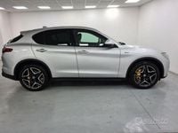 Usata Alfa Romeo Stelvio Sprint 190 CV (139 kW) 2021 Grigio SUV