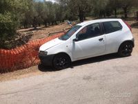 Usata Fiat Punto 80 CV (58 kW) 2001 Bianco Utilitaria