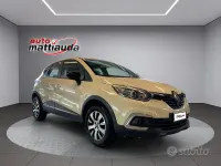 Usata Renault Captur Intens 90 CV (66 kW) 2018 Bianco crema SUV