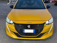 Usata Peugeot 208 GT 101 CV (74 kW) 2021 Giallo Utilitaria