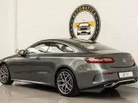 Usata Mercedes E400 Premium Plus 340 CV (250 kW) 2023 Grigio scuro Berlina