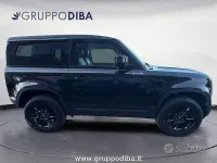 Usata Land Rover Defender SE 200 CV (147 kW) 2024 Nero SUV