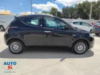 Usata Lancia Ypsilon 69 CV (50 kW) 2012 Nero Utilitaria