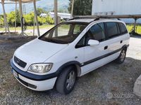 Usata Opel Zafira Elegance 125 CV (91 kW) 2003 Bianco Monovolume
