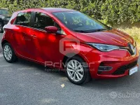 Usata Renault Zoe Zen 50 kW (69 CV) 2020 Rosso Utilitaria