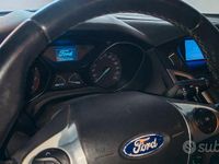 Usata Ford Focus 125 CV (91 kW) 2012 Grigio Berlina