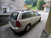 Usata Toyota Corolla 90 CV (66 kW) 2003 Grigio Station wagon