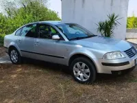 Usata VW Passat Business 101 CV (74 kW) 2003 Argento Berlina