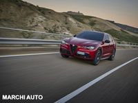 Usata Alfa Romeo Stelvio Sprint 209 CV (153 kW) 2023 Rosso SUV
