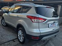 Usata Ford Kuga Titanium 120 CV (88 kW) 2016 Grigio SUV