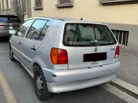 Usata VW Polo 64 CV (47 kW) 1998 Grigio Berlina
