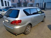 usata Toyota Avensis Verso 2.0 Tdi D-4D cat