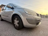 Usata Renault Grand Scénic 112 CV (82 kW) 2004