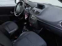 Usata Renault Clio II 85 CV (62 kW) 2010 Berlina