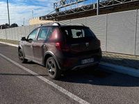 Usata Dacia Sandero Stepway 90 CV (66 kW) 2017 Marrone Berlina