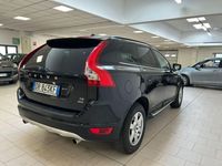 usata Volvo XC60 2.4 D5 Momentum