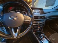 Usata Infiniti Q30 Business Executive 109 CV (80 kW) 2017 Bianco Berlina