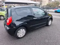 Usata Citroën C2 Exclusive 60 CV (44 kW) 2005 Nero Utilitaria