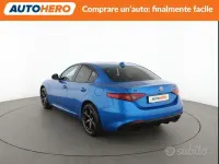 Usata Alfa Romeo Giulia Estrema 280 CV (205 kW) 2022 Blu/azzurro Berlina