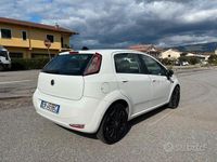Usata Fiat Grande Punto 75 CV (55 kW) 2012 Bianco Utilitaria