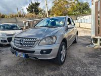Usata Mercedes ML320 224 CV (164 kW) 2008 Grigio SUV