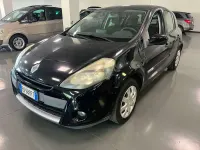 Usata Renault Clio III Dynamique 75 CV (55 kW) 2012 Other Berlina