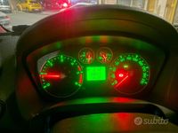 Usata Ford Fiesta Ambiente 68 CV (50 kW) 2006 Grigio Berlina