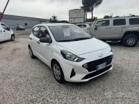 Begagnad Hyundai i10 Advanced 67 HK (49 kW) 2022 Vit Halvkombi